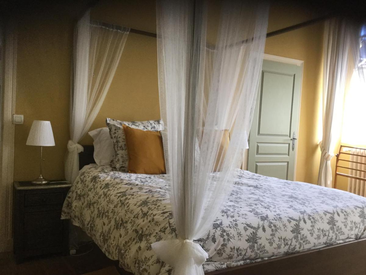 Maison Delmas Bed and Breakfast Puy-lʼÉvêque Esterno foto